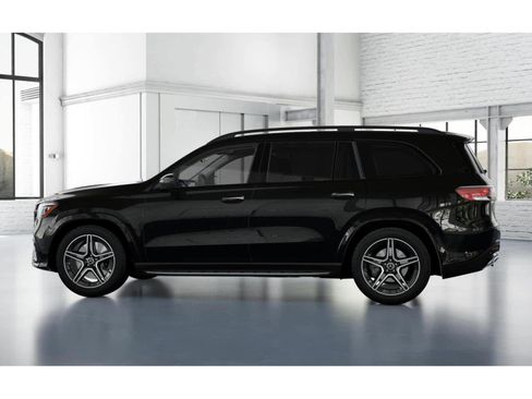 New 2026 Mercedes-Benz GLS 450 4MATIC image 32