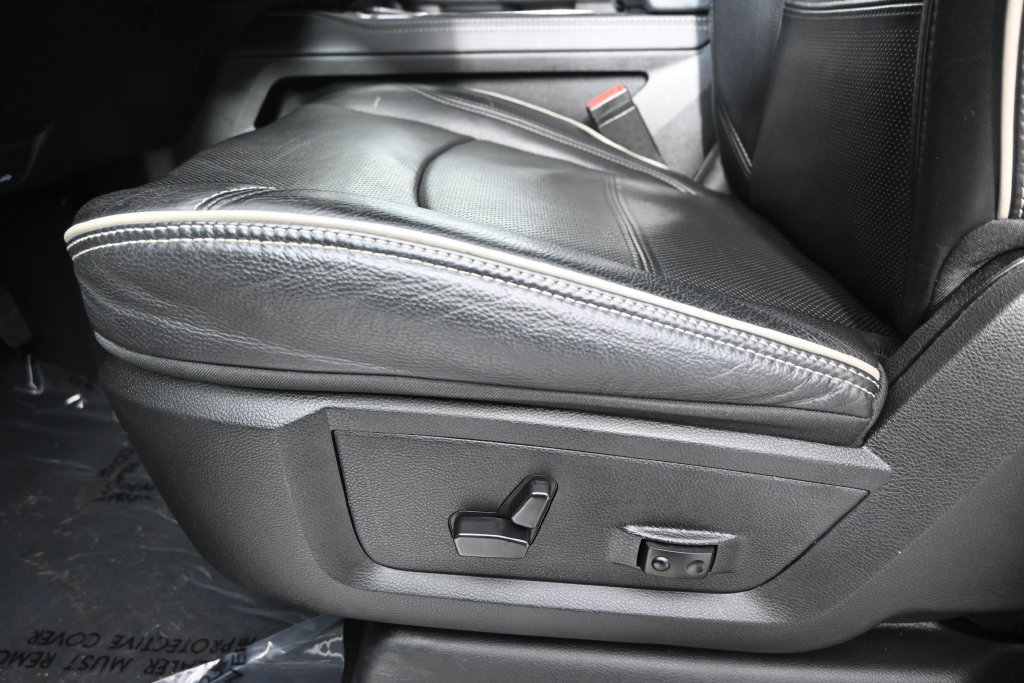 Used 2023 RAM 3500 Limited AWD/4WD image 21