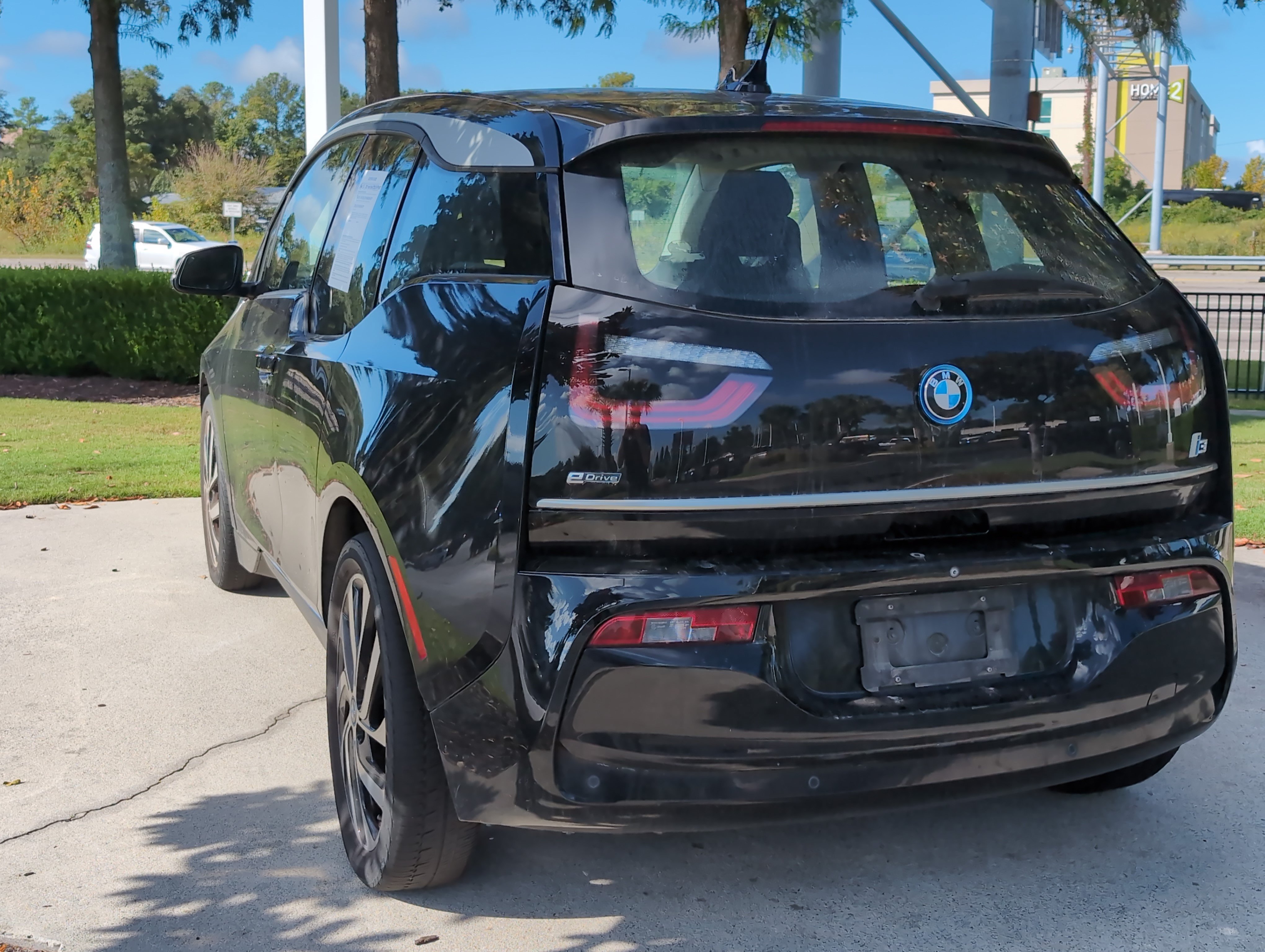 Used 2018 BMW i3 w/ Range Extender RWD image 8