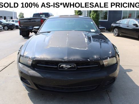 Used 2012 Ford Mustang Premium RWD image 2