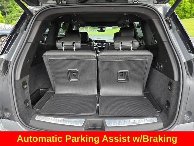 Used 2023 Cadillac XT6 Sport w/ Technology Package AWD/4WD image 18