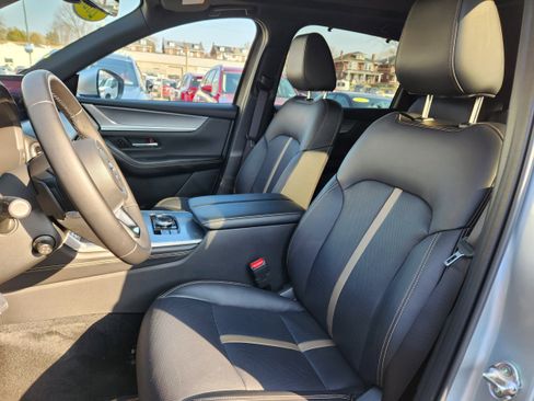 Used 2025 MAZDA CX-90 3.3 Turbo S w/ Premium Package image 10