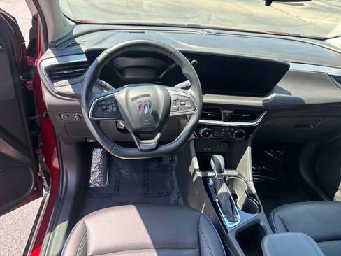 Used 2025 Buick Encore GX Sport Touring FWD image 11