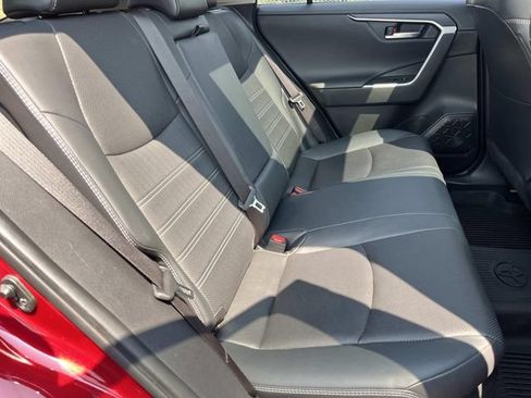 Used 2020 Toyota RAV4 Limited AWD/4WD image 27