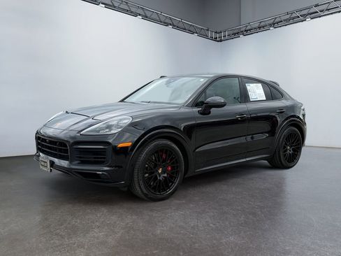 Used 2023 Porsche Cayenne GTS AWD/4WD image 7