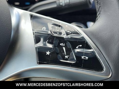 Used 2025 Mercedes-Benz GLA 250 4MATIC image 25