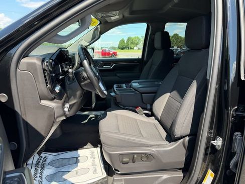 Used 2024 GMC Sierra 1500 Elevation AWD/4WD image 9
