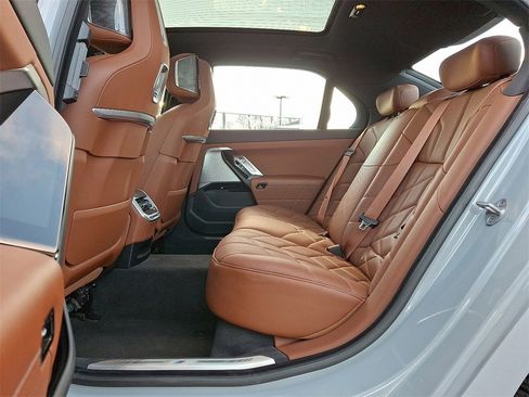 Certified 2023 BMW 760i xDrive image 13