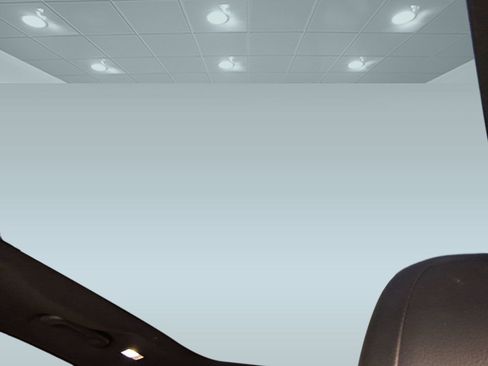 Used 2017 Jaguar F-PACE Premium image 14