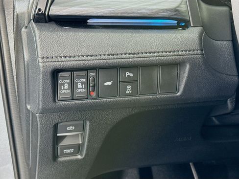 New 2026 Honda Odyssey Elite image 10