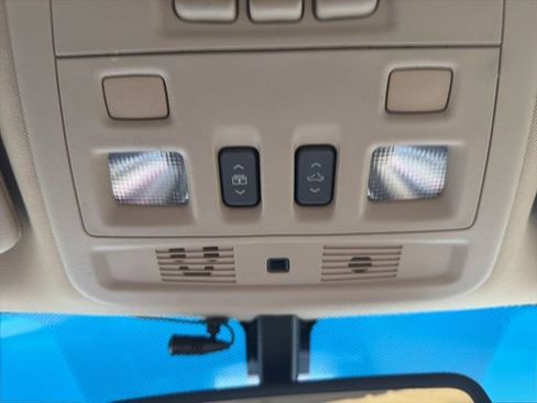 Used 2011 Cadillac CTS Luxury image 24