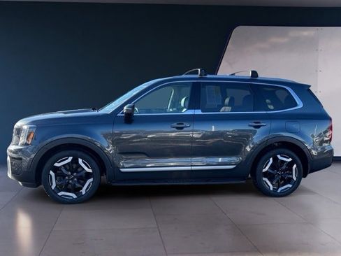 Certified 2024 Kia Telluride S w/ S Sunroof Package image 2