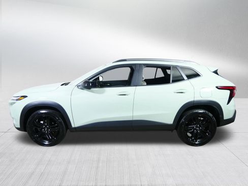 Used 2025 Chevrolet Trax ACTIV w/ Driver Confidence Package FWD image 4