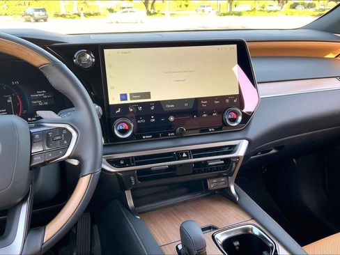 Used 2026 Lexus RX 350 Premium w/ Accessory Package (K3) image 8