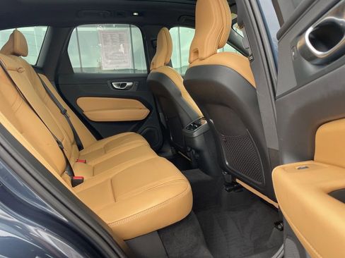 Certified 2024 Volvo XC60 B5 Ultimate image 16