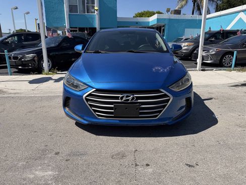 Used 2017 Hyundai Elantra SE FWD image 22