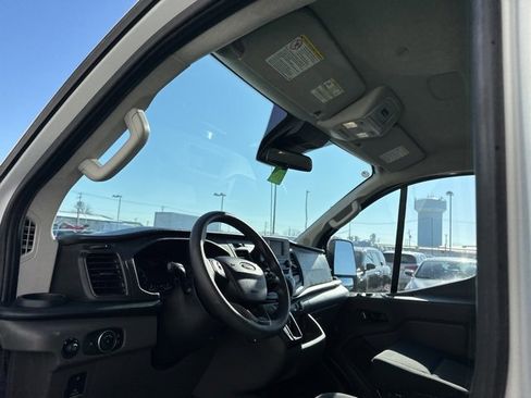 Used 2024 Ford Transit 250 Low Roof w/ Exterior Upgrade Package image 7