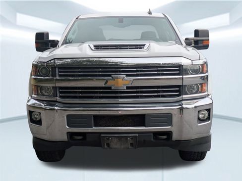 Used 2017 Chevrolet Silverado 2500 LT w/ LT Convenience Package image 10
