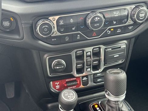 New 2026 Jeep Gladiator Mojave AWD/4WD image 24