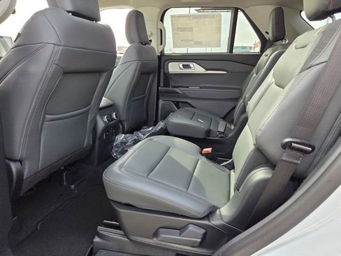 New 2026 Ford Explorer Active w/ Active Comfort Package image 39
