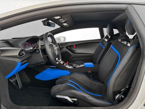 Used 2023 Lamborghini Huracan Tecnica RWD image 14