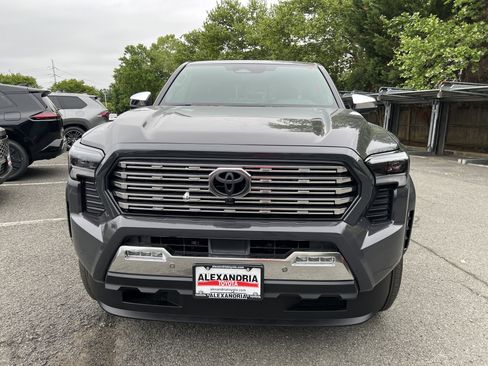 New 2026 Toyota Tacoma Limited AWD/4WD image 2