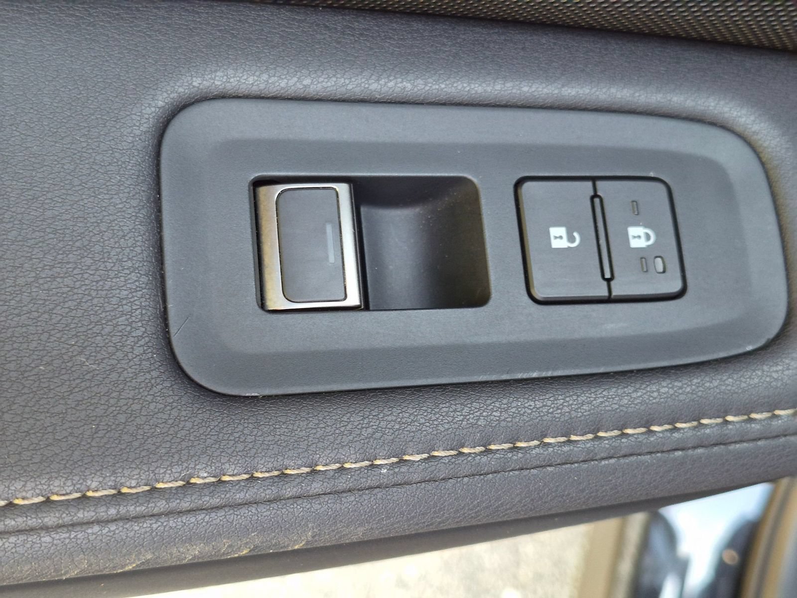 Used 2024 Lexus TX 350 FWD w/ Cold Weather Package image 28