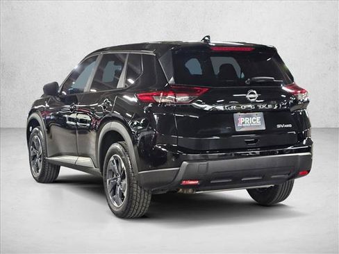 Used 2024 Nissan Rogue SV AWD/4WD image 8