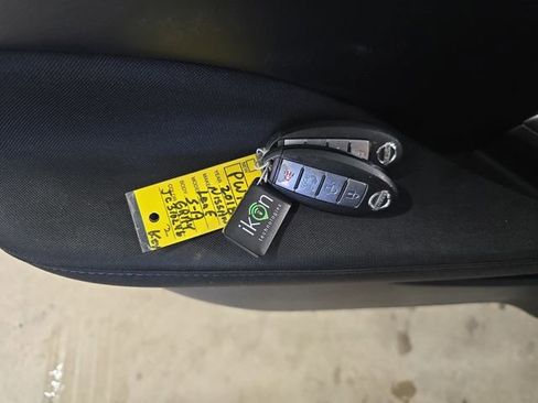 Used 2018 Nissan Leaf S w/ S Charge Package FWD image 26