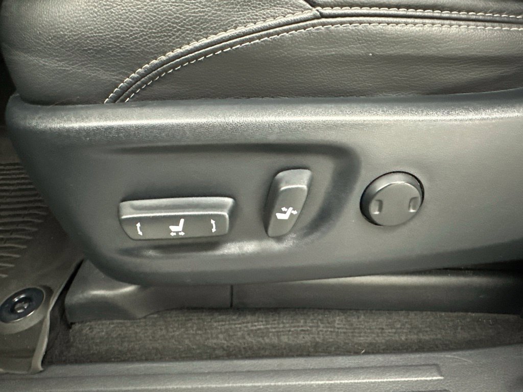 Used 2020 Toyota 4Runner Nightshade AWD/4WD image 14