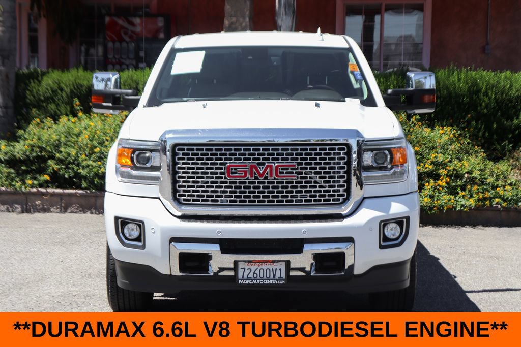 Used 2015 GMC Sierra 2500 Denali w/ Duramax Plus Package AWD/4WD image 3