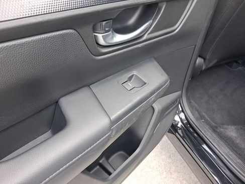 Used 2024 Honda CR-V EX image 10