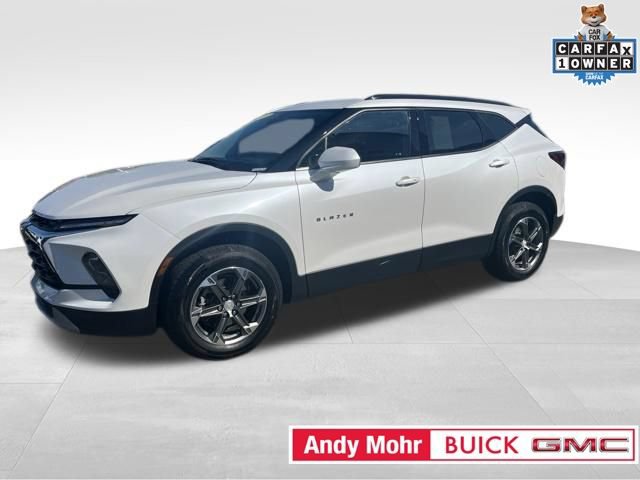 Used 2023 Chevrolet Blazer LT w/ Convenience Package FWD image 4