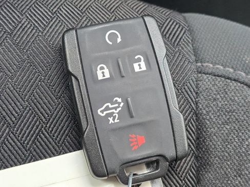 Used 2022 Chevrolet Silverado 1500 Custom image 31