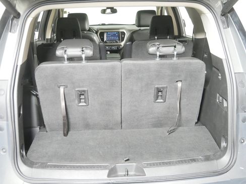 Used 2018 GMC Acadia Denali w/ Technology Package image 18