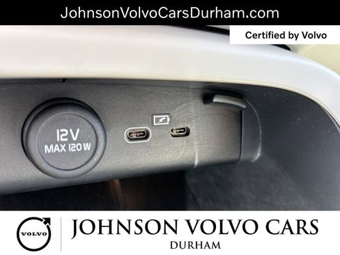 Used 2023 Volvo XC40 B5 Plus w/ Protection Package Premier AWD/4WD image 22