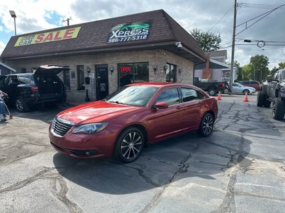 Used 2013 Chrysler 200 Touring w/ S Exterior Appearance Pkg