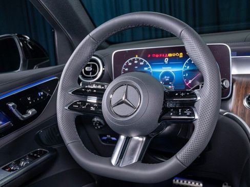 Certified 2026 Mercedes-Benz GLC 300 image 15