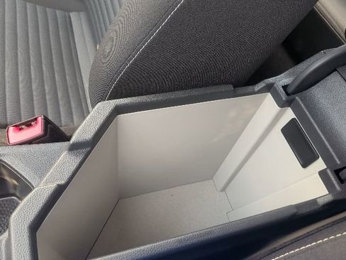 Used 2022 Volkswagen Jetta S image 21