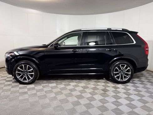 Used 2018 Volvo XC90 T6 Momentum w/ Convenience Package image 5