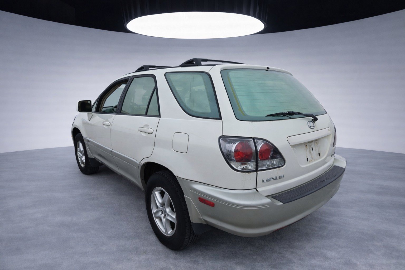 Used 2003 Lexus RX 300 4WD w/ Premium Plus Value Pkg image 2