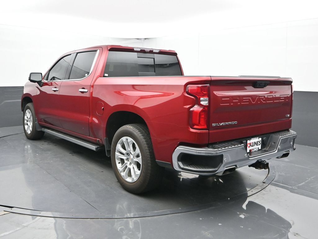 Used 2023 Chevrolet Silverado 1500 LTZ w/ Technology Package AWD/4WD image 11