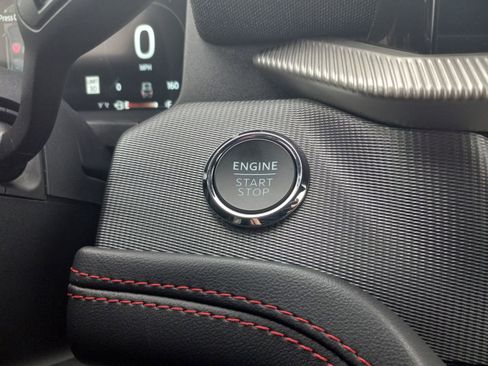 Used 2025 Ford Explorer ST-Line w/ ST-Line Street Pack image 23