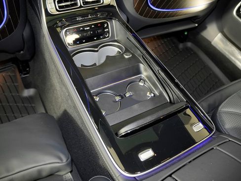 Certified 2023 Mercedes-Benz Maybach S 680 4MATIC image 45