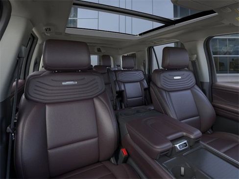 New 2025 Ford Expedition Platinum w/ Platinum Ultimate Package image 10