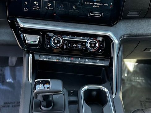 Used 2022 GMC Sierra 1500 Denali w/ Denali Reserve Package image 18