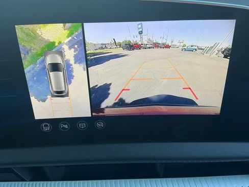 Used 2025 Cadillac Optiq Sport 2 w/ LPO, Floor Liner Package AWD/4WD image 15