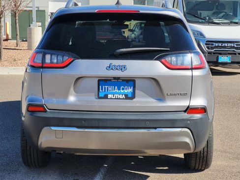 Used 2020 Jeep Cherokee Limited image 6