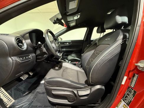 Used 2021 Kia Forte GT-Line image 12