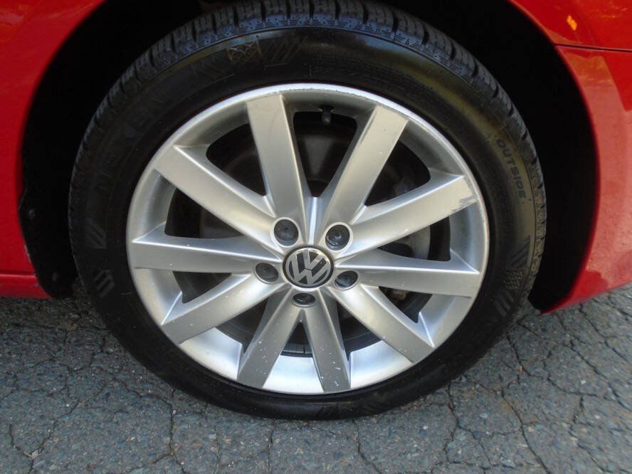 Used 2014 Volkswagen Jetta TDI FWD image 35